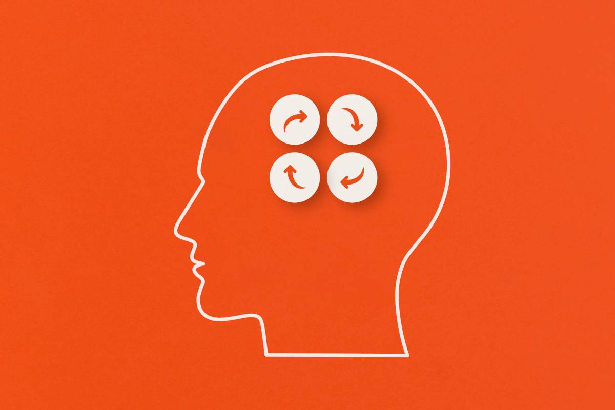 Human heads with arrows cycle concept on red background.